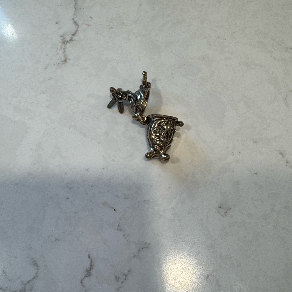 Tooth Fairy Tooth Keeper - Picture 9 of 12